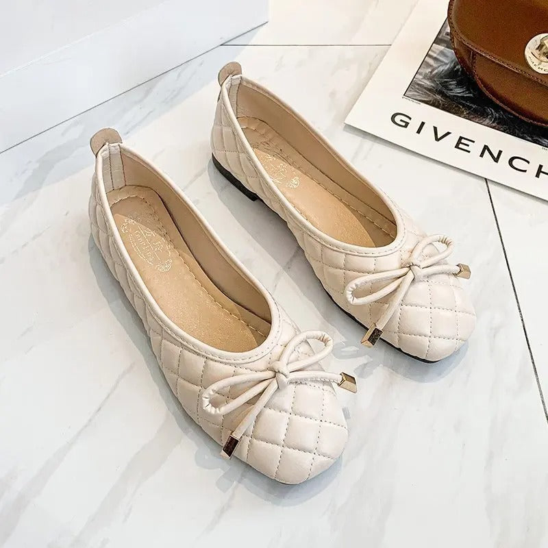 Celina shallow mouth loafers,
Women's slip-on moccasins,
Stylish casual loafers,
Comfortable everyday shoes,
PU leather moccasins for women,
Rounded toe slip-on shoes,
Lightweight casual footwear,
Spring and autumn loafers,
Elegant work shoes for women,
Versatile slip-on loafers.